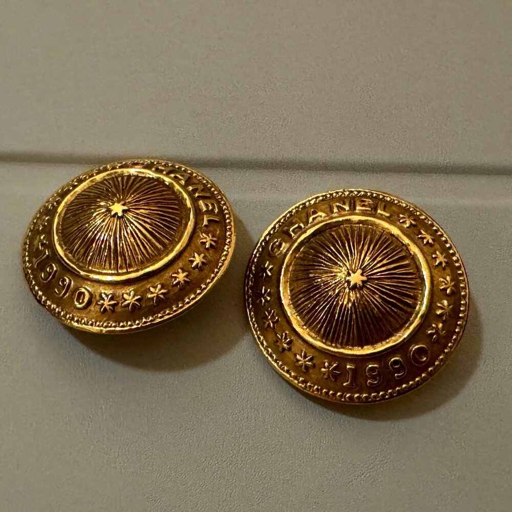 Chanel Vintage 1990 collection Gold Tone Domed Shield Clip-On Earrings